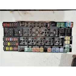 Recambio de caja fusibles/rele para ford transit bus (tt9)(2006) referencia OEM IAM BK2T14B144CA  