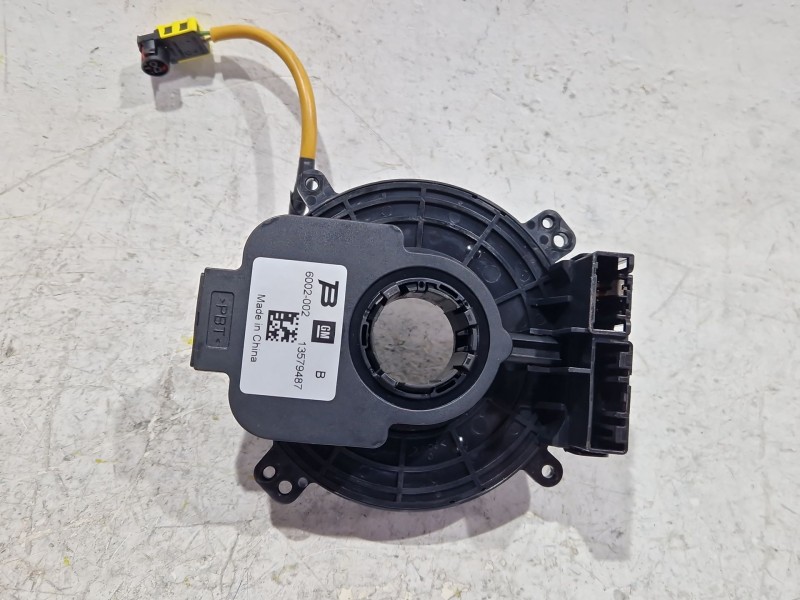 Recambio de anillo airbag para opel zafira tourer c van (p12) 2.0 cdti (75) referencia OEM IAM 20817720  