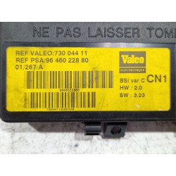 Recambio de caja reles / fusibles para citroën xsara (n1) 1.9 d referencia OEM IAM 73004411  