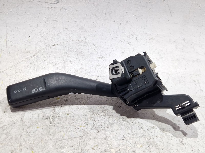 Recambio de mando intermitentes para seat altea (5p1) 1.9 tdi referencia OEM IAM 1K0953513  