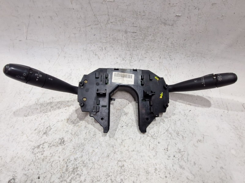 Recambio de mando multifuncion para citroën c4 berlina (06.2004) 1.6 hdi referencia OEM IAM 96621666XT  