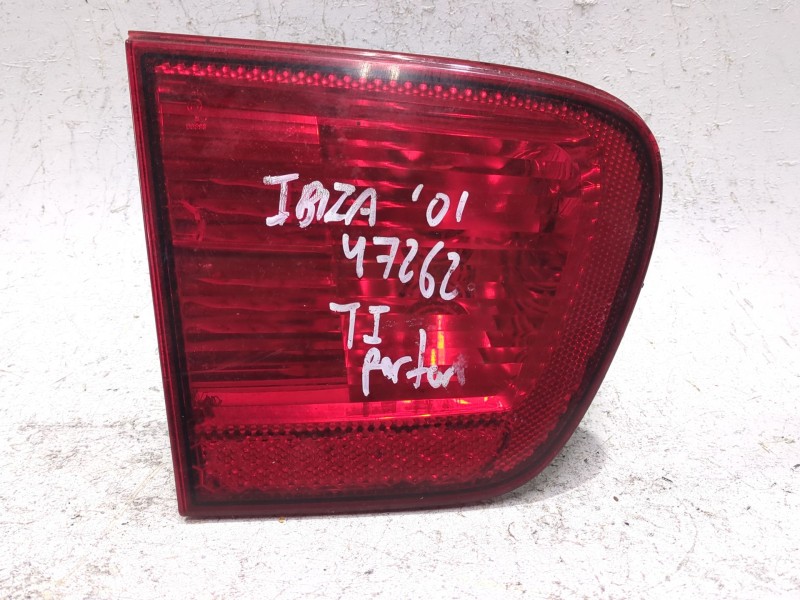 Recambio de piloto porton trasero izquierdo para seat ibiza ii (6k1) 1.9 sdi referencia OEM IAM   