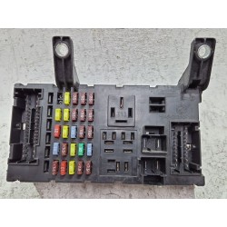 CAJA RELES / FUSIBLES 51763390 