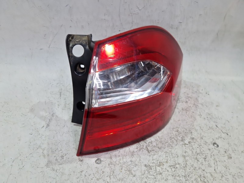 Recambio de piloto trasero derecho para kia rio (jb)(2005) 1.2 85 cv referencia OEM IAM 924021W2R  