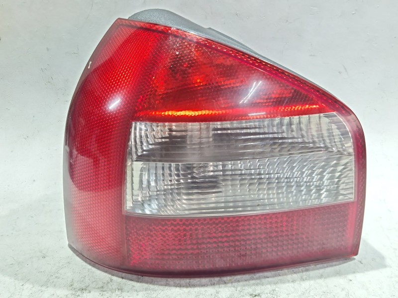 Recambio de piloto trasero izquierdo para audi a3 (8l1) 1.9 tdi quattro referencia OEM IAM 8L0945095B05S  