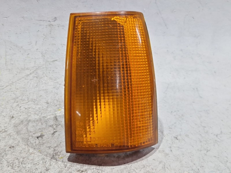 Recambio de piloto intermitente lateral delantero izquierdo para renault 9 (l42_) 1.4 (l422, l42c) referencia OEM IAM 6076M  