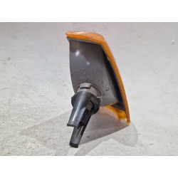 Recambio de piloto intermitente lateral delantero derecho para renault 9 (l42_) 1.4 (l422, l42c) referencia OEM IAM 6076M  