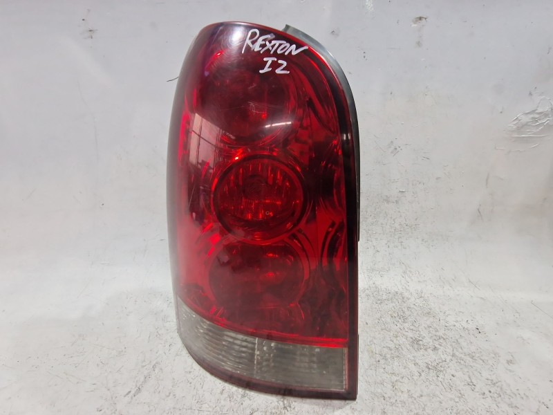 Recambio de piloto trasero izquierdo para ssangyong rexton (04.2003) 2.7 xdi referencia OEM IAM   