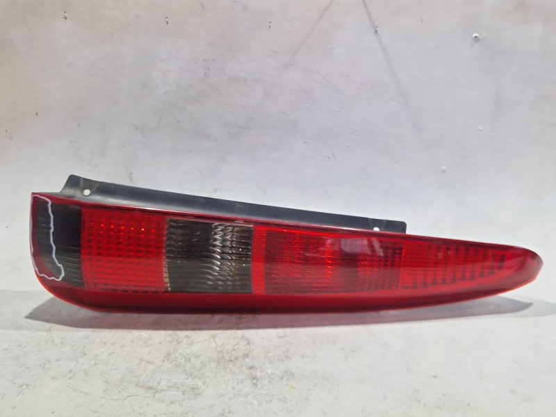 Recambio de piloto trasero derecho para ford fusion (ju_) 1.6 tdci referencia OEM IAM 2S6113N004AB  