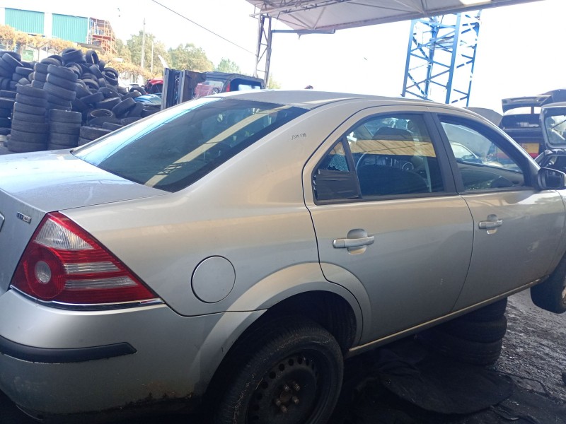 ford mondeo iii sedán (b4y) del año 2006