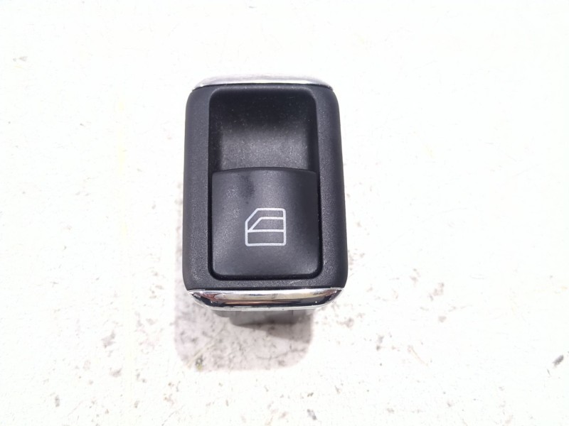 Recambio de mando elevalunas trasero derecho para mercedes-benz clase c (w204) c 220 cdi (204.008) referencia OEM IAM A204870045