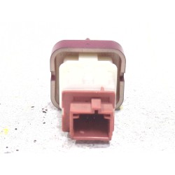 Recambio de boton emergencia para peugeot 407 hdi 135 referencia OEM IAM 96464896KR  