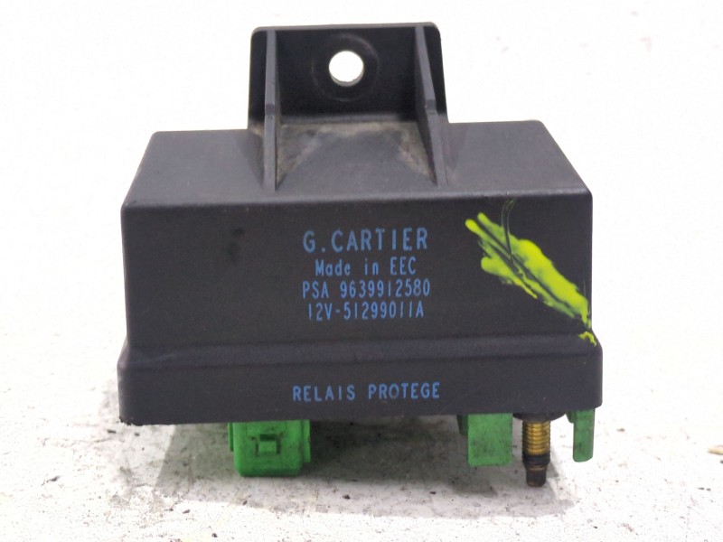 Recambio de caja precalentamiento para ford fiesta v (jh_, jd_) 1.4 tdci referencia OEM IAM 9639912580  