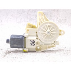 MOTOR ELEVALUNAS DELANTERO DERECHO A2048200242 