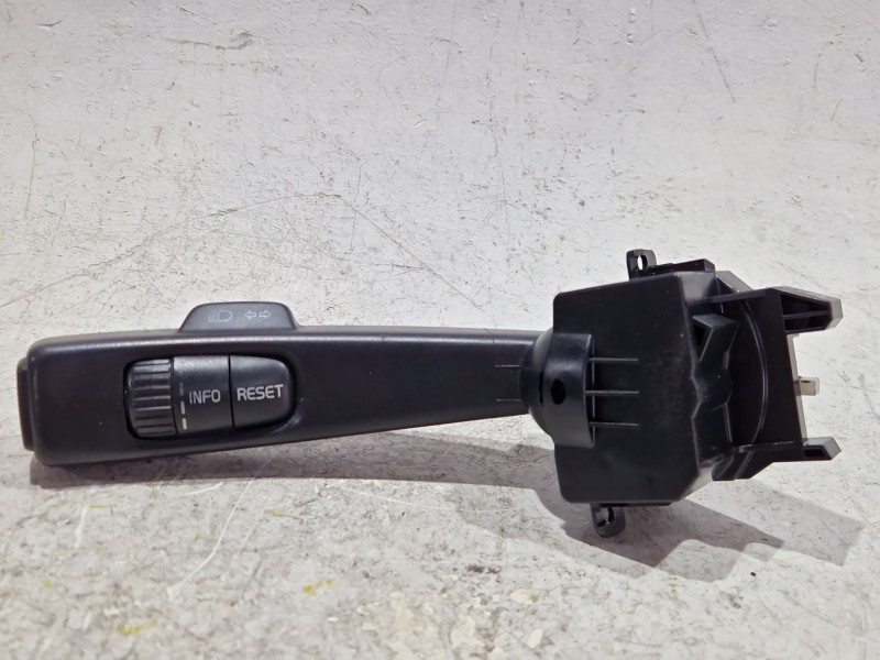 Recambio de mando intermitentes para volvo s40 ii (544) 1.6 d referencia OEM IAM 17D770  