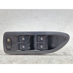 MANDO ELEVALUNAS DELANTERO IZQUIERDO 8200397298B 
