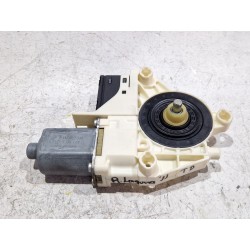 MOTOR ELEVALUNAS TRASERO DERECHO 827300001RA 