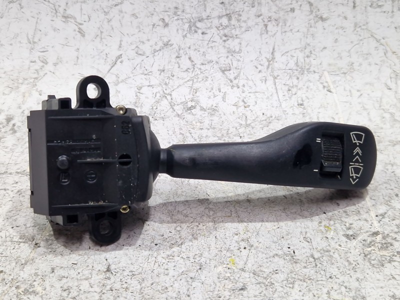 Recambio de mando limpiaparabrisas para bmw 3 compact (e46) 318 ti referencia OEM IAM 8363669  