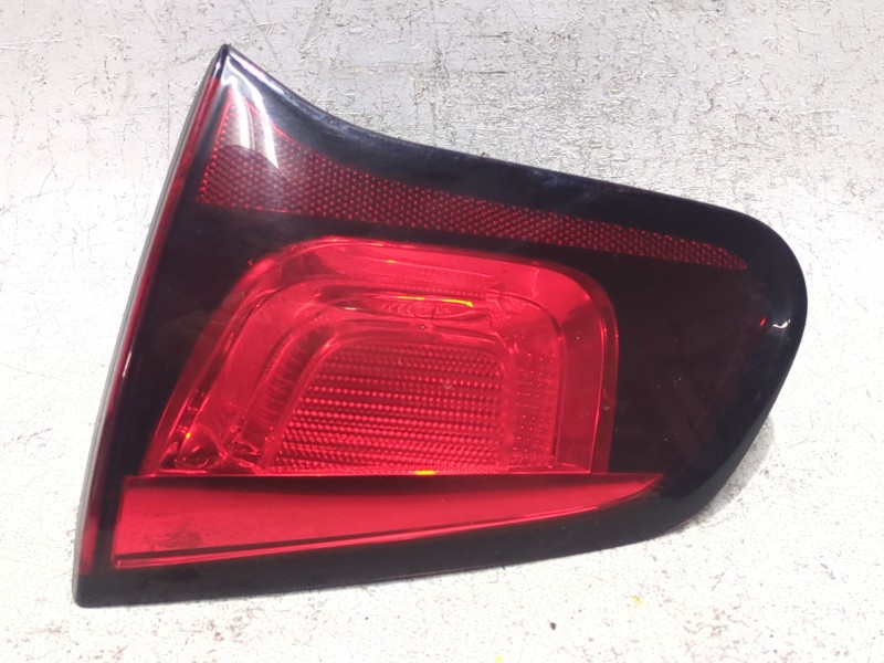 Recambio de piloto porton trasero derecho para citroën c3 ii (sc_) 1.6 hdi referencia OEM IAM 9685225480  
