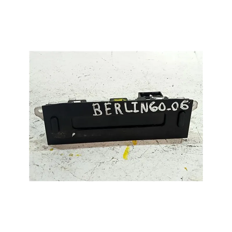 Recambio de pantalla navegador para citroën berlingo (2002) collection (rhy / dw10td) referencia OEM IAM 96564645XT  