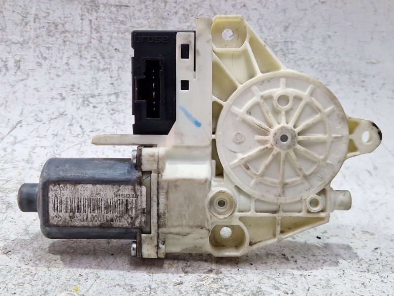 Recambio de motor elevalunas trasero izquierdo para renault laguna iii berlina (2007) 2.0 dci (bt01, bt0e, bt0k) referencia OEM 