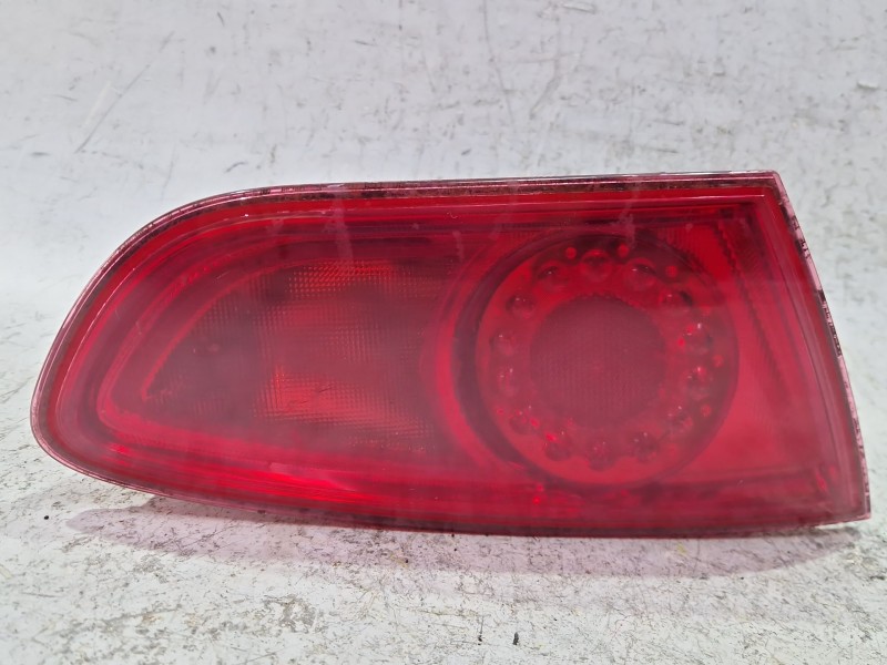 Recambio de piloto porton trasero izquierdo para seat leon (1p1) 2.0 tfsi referencia OEM IAM 1P0945093F  