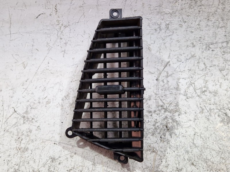 Recambio de rejilla aireadora para kia carens i monospace (fc, fj) 2.0 crdi referencia OEM IAM 0K2FA6481Y  