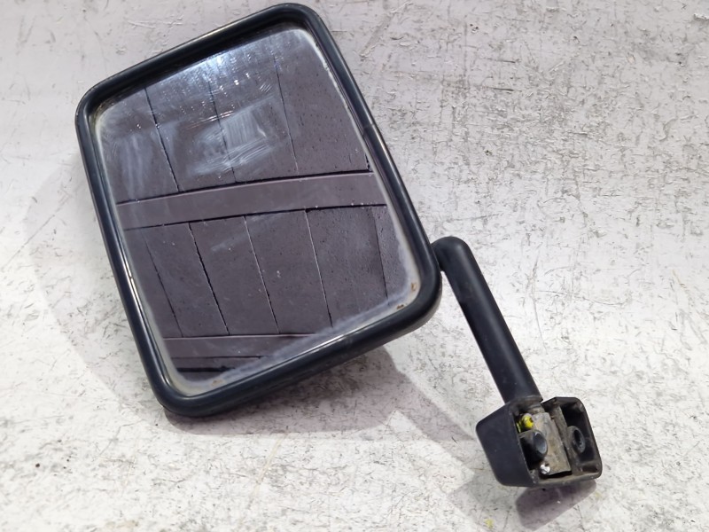 Recambio de retrovisor izquierdo para mitsubishi pajero 2.5 td referencia OEM IAM E60099086  