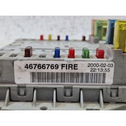 Recambio de caja reles / fusibles para fiat punto van (188ax) 1.2 60 referencia OEM IAM 46766769FIRE  
