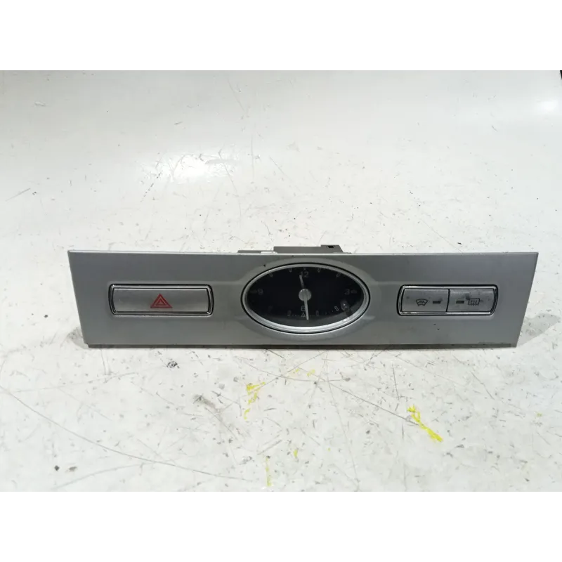 Recambio de boton emergencia para ford mondeo iii (b5y) 2.0 tdci referencia OEM IAM 13A350AC  