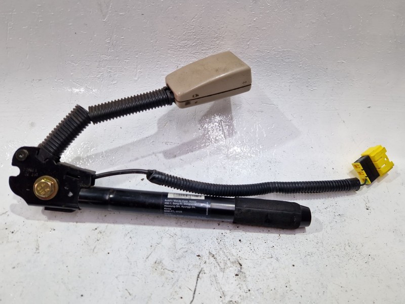 Recambio de pretensor cinturon delantero izquierdo para kia sportage (km)(2005) 2.0 crdi referencia OEM IAM C0994A  