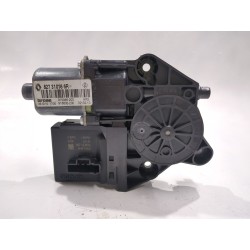 MOTOR ELEVALUNAS TRASERO IZQUIERDO 827310166R 