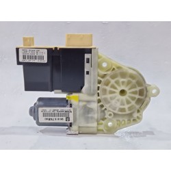 MOTOR ELEVALUNAS DELANTERO DERECHO 9681574880 