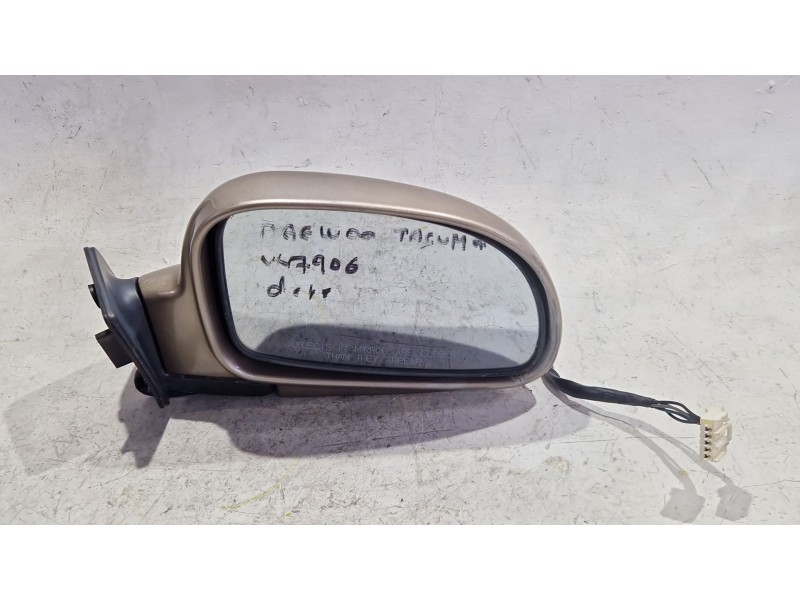 Recambio de retrovisor derecho para chevrolet tacuma 1.6 referencia OEM IAM 99000102  