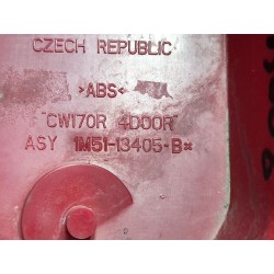 Recambio de piloto trasero izquierdo para ford focus i sedán (dfw) 1.6 16v referencia OEM IAM 1M5113405B  