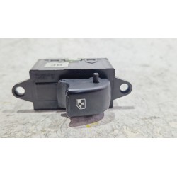 MANDO ELEVALUNAS DELANTERO DERECHO 96190777 