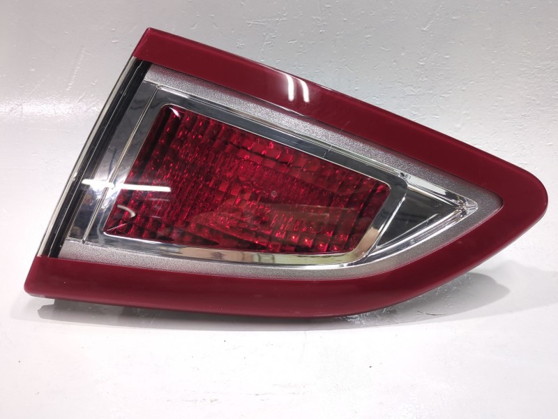 Recambio de piloto porton trasero derecho para renault scenic iii (jz)(2009) 1.5 bose edition [1,5 ltr. - 81 kw dci diesel fap] 