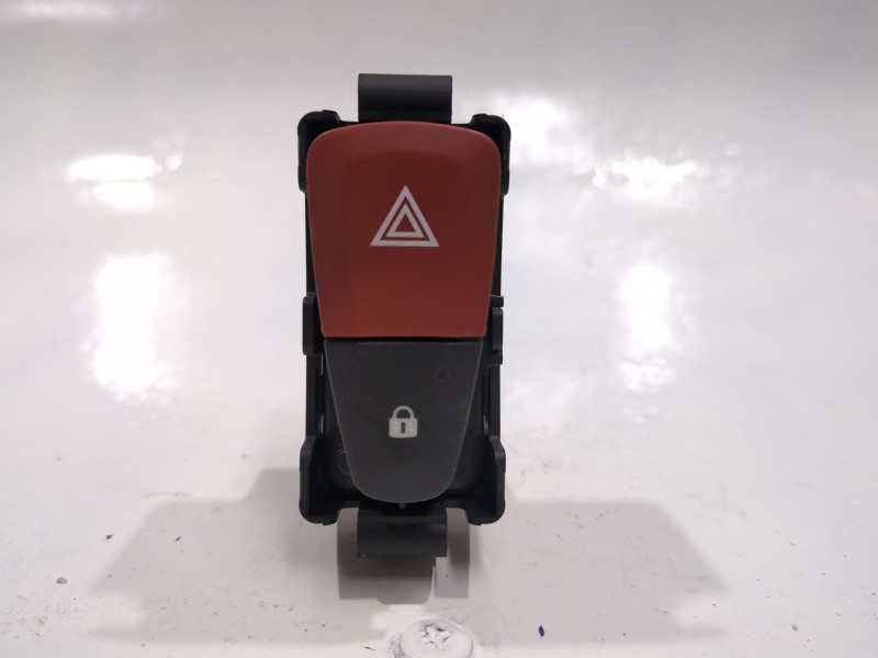 Recambio de boton emergencia para renault scenic iii (jz)(2009) 1.5 bose edition [1,5 ltr. - 81 kw dci diesel fap] referencia OE