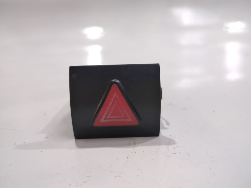 Recambio de boton emergencia para seat toledo ii (1m2) 1.9 tdi referencia OEM IAM 1M0941509B  