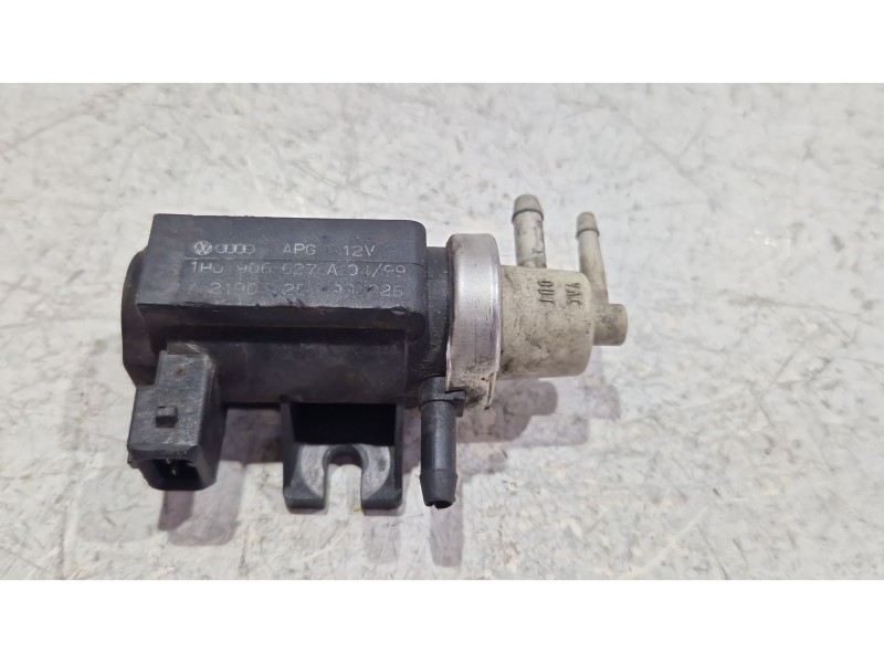 Recambio de valvula aire adicional para audi a4 b5 (8d2) 1.9 tdi referencia OEM IAM 1H0906627A  