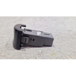 Recambio de boton emergencia para chevrolet tacuma 1.6 referencia OEM IAM 864W0211  