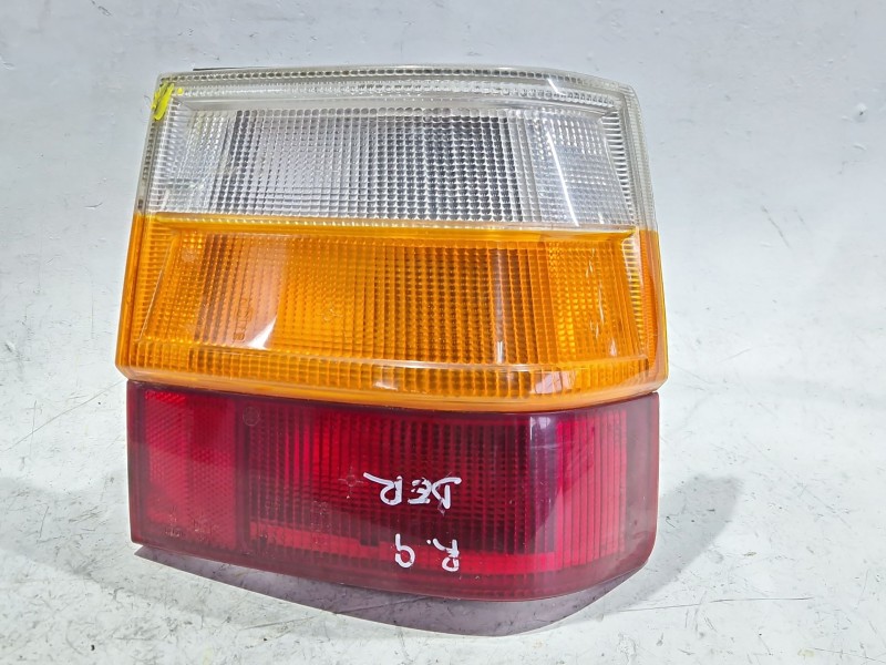 Recambio de piloto trasero derecho para renault 11 (b/c37_) 1.4 (b/c372, b/c37c) referencia OEM IAM 2057011575  