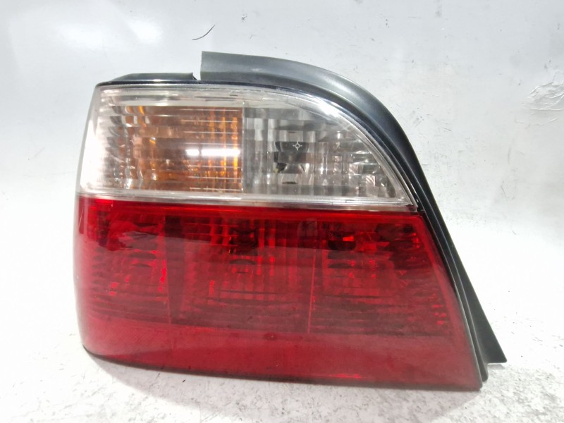 Recambio de piloto trasero izquierdo para daewoo nexia (1995) 1.5 16v referencia OEM IAM 03110006451  