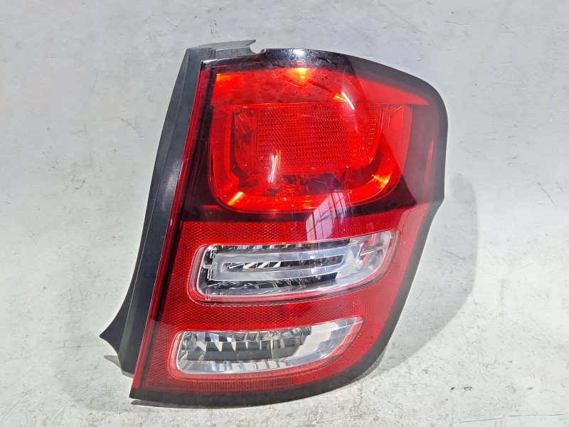 Recambio de piloto trasero derecho para citroën c3 ii (sc_) 1.6 hdi referencia OEM IAM 9673805280  