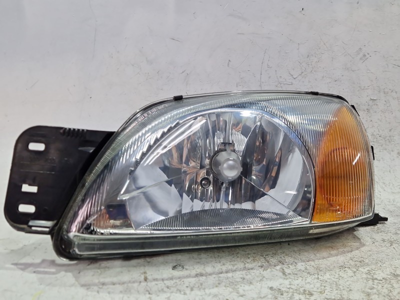 Recambio de faro delantero izquierdo para ford fiesta iv (ja_, jb_) 1.8 d referencia OEM IAM 0301173305  