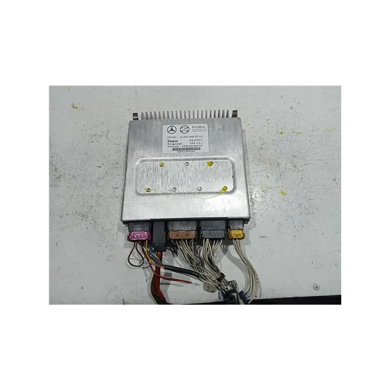 Recambio de centralita para mercedes-benz autobus urbano o-530 referencia OEM IAM A0004460303  