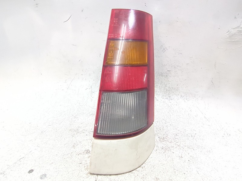 Recambio de piloto trasero derecho para renault super 5 (b/c40_) 1.4 (b/c402) referencia OEM IAM 7R01413  