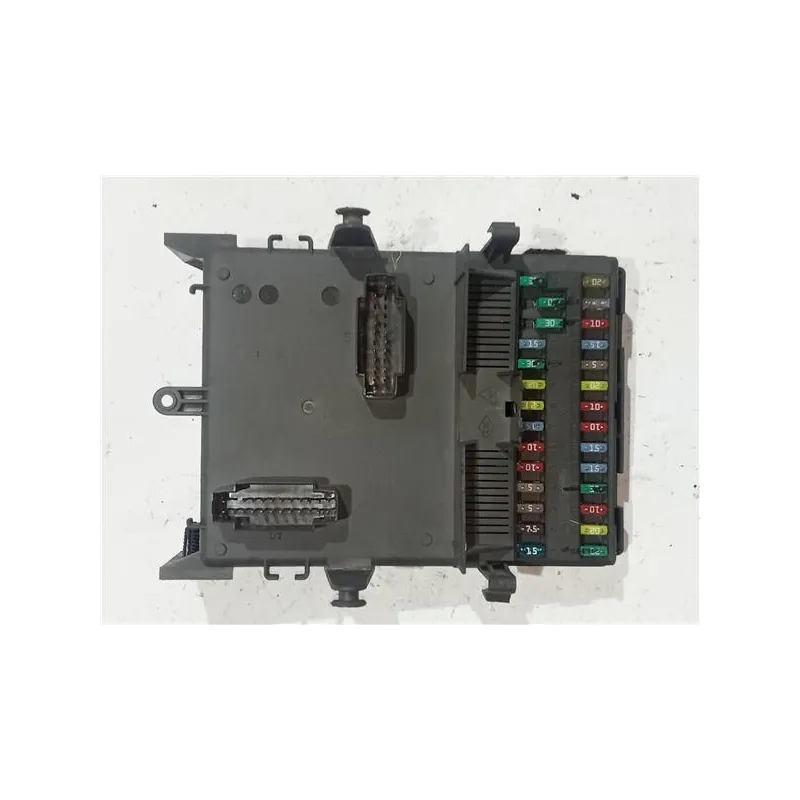 Recambio de caja fusibles/rele para renault laguna ii (bg0)(2001) 1.9 dci (bg0g) referencia OEM IAM 518856125  
