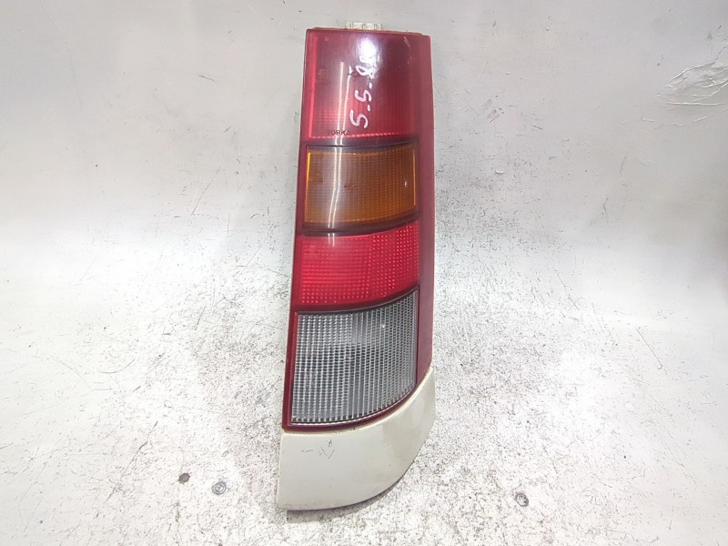 Recambio de piloto trasero derecho para renault super 5 (b/c40_) 1.4 (b/c402) referencia OEM IAM 7R01434  