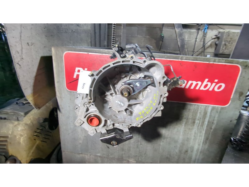 Recambio de caja cambios manual para kia cee´d (jd) 1.4 crdi 90 referencia OEM IAM WDJ6E 739996  